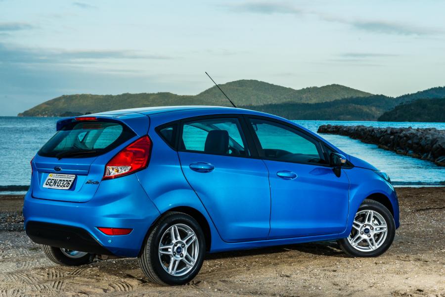  Ford Fiesta SEL 2017 года  (LA) (фото 8 из 17)